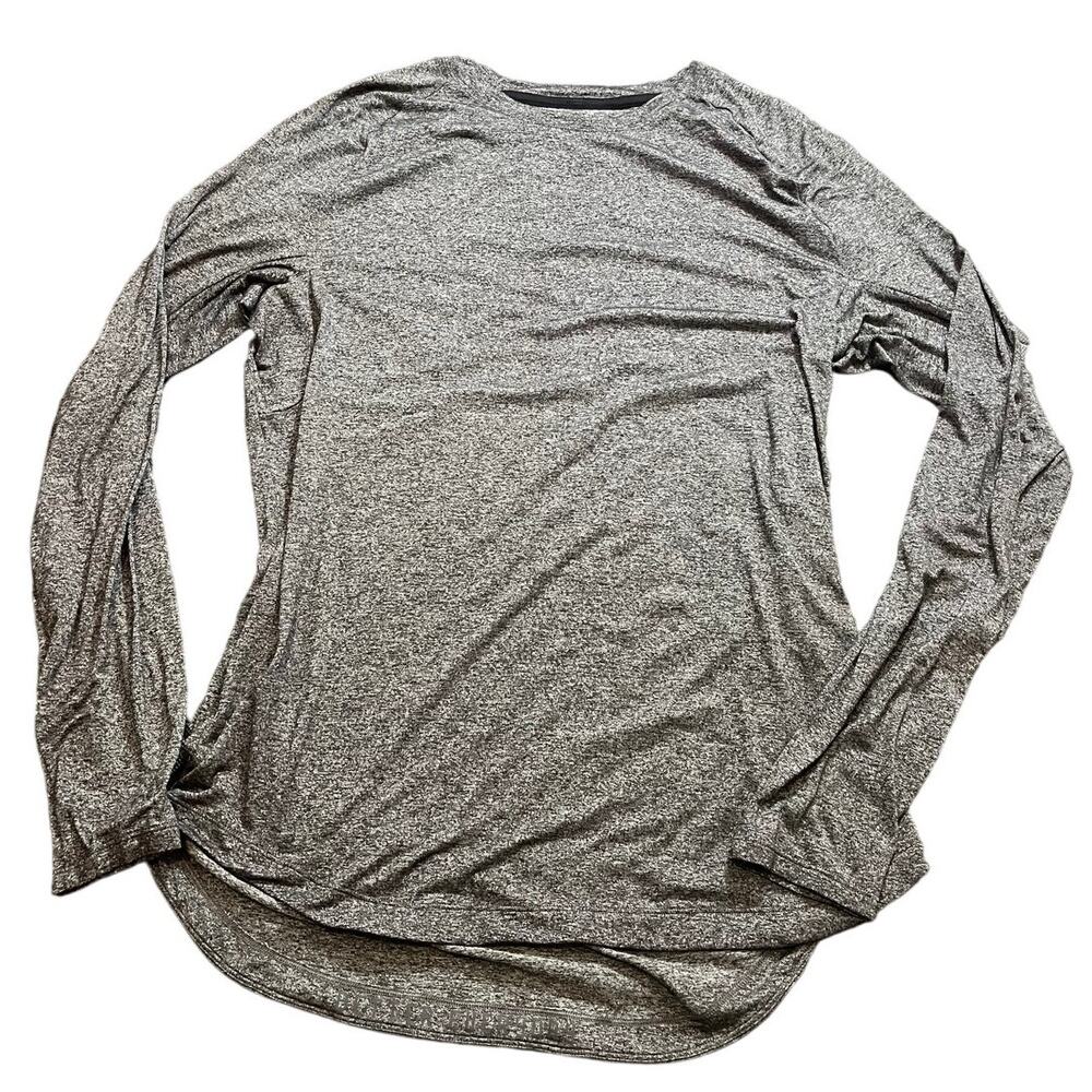 Lululemon Womens Long Sleeve Thick Shirt Athletic Performance Fits‎ Size Medium